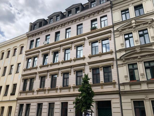 Stylish 120m² Maisonette with Garden near Leipzig Centre
