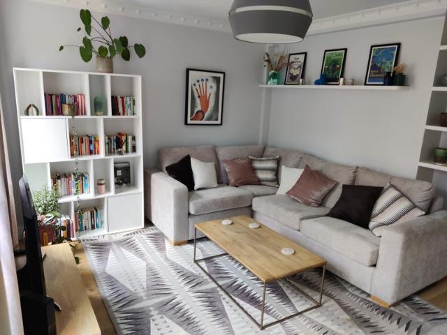 Stylish 1 Bed Duplex Islington | Available Aug