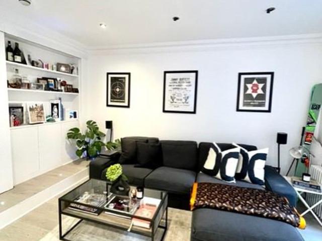 Stylish 1 Bed Flat w/ Private Garden & Office