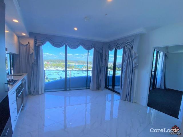 STYLISH 1 BEDROOM APARTMENT IN SECURE BUILDING