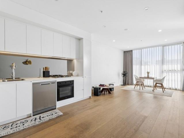 Stylish 1 Bedroom Apartment in Spring Garden Complex
