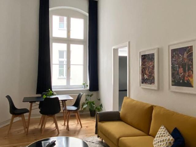 Stylish 1 Bedroom Apartment in the Heart of Berlin Mitte