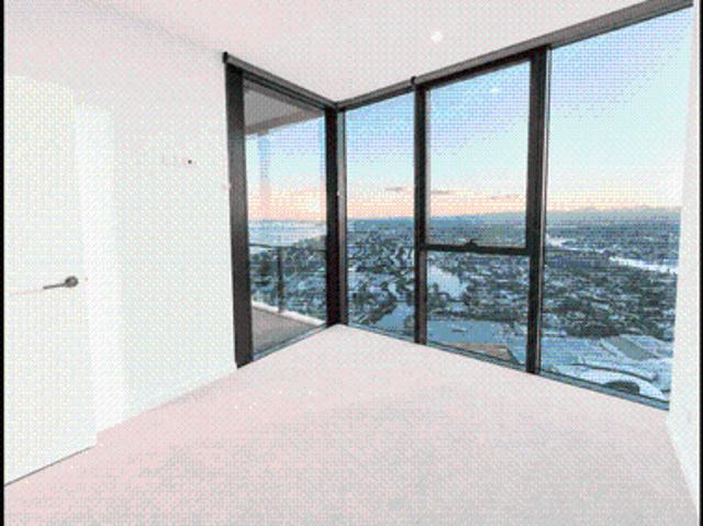 Stylish 1 Bedroom Apartment in the Heart of Broadbeach
