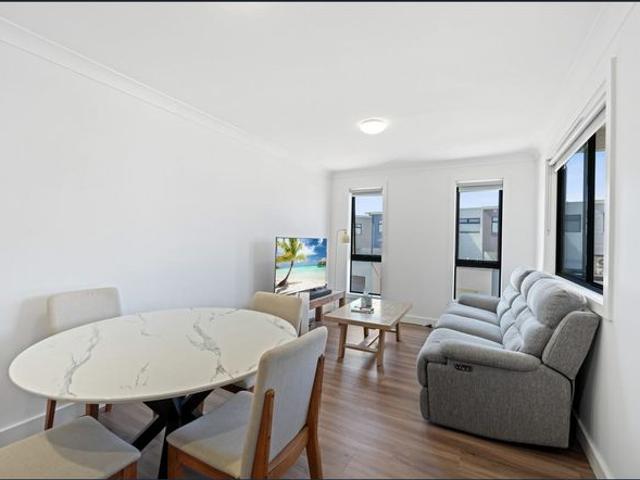 Stylish 1 Bedroom Residence in the Heart of Oran Park