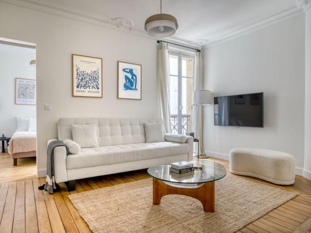 Stylish 1BR Apartment in the Heart of Levallois Perret