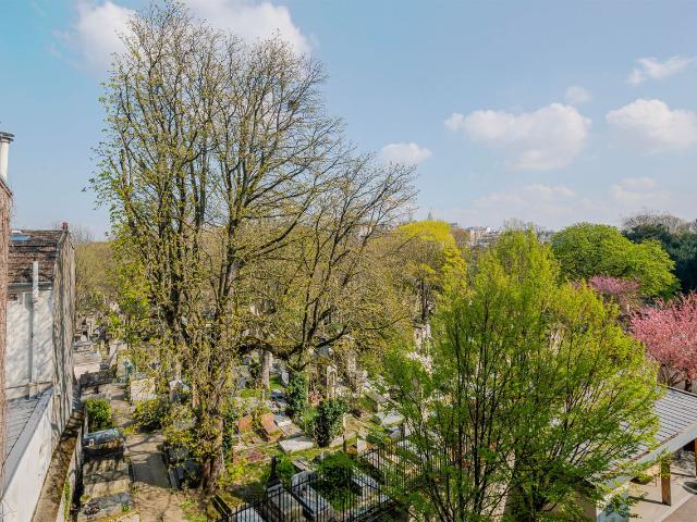 Stylish 1BR Retreat in Paris Move In Ready!, Paris Amsterdam Apartments for Rent