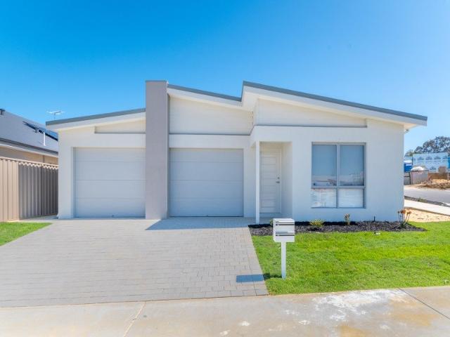 STYLISH 2X1 HOME IN BALDIVIS 18B TAVISTOCK STREET!