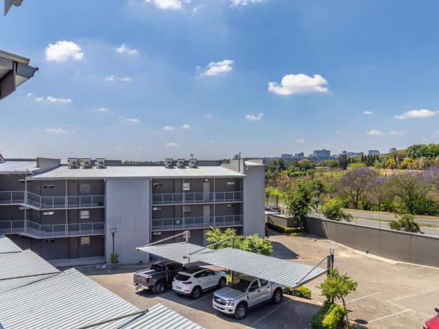 Stylish 2 Bed Apartment to Let in Hurlingham