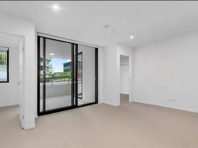 Stylish 2 Bed Apartment in Nundah