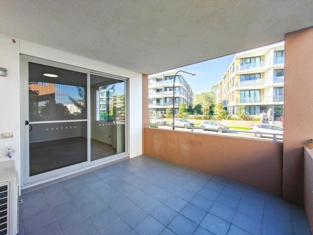 Stylish 2 Bed Apartment in Rouse Hill