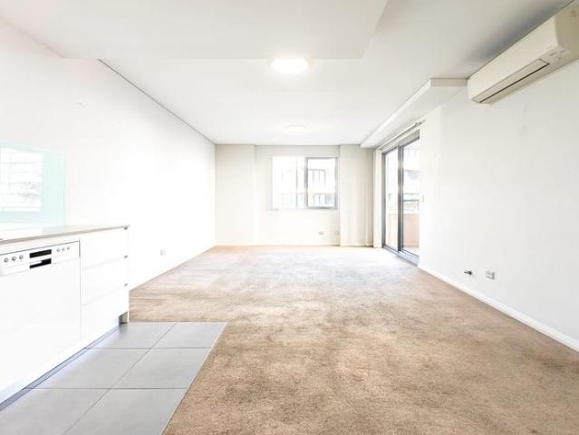 Stylish 2 Bed Apartment in Rouse Hill