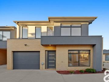 STYLISH 2 BEDDER WITH OPEN STUDY & 2 BATHROOMS