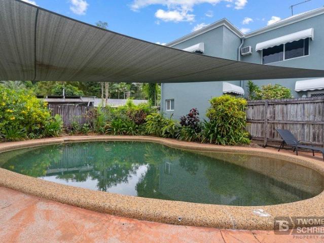 Stylish 2 Bedroom Townhouse