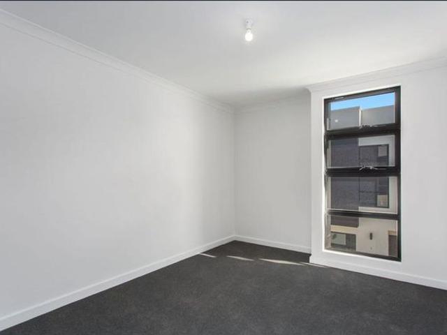 Stylish 2 Bedroom Townhouse