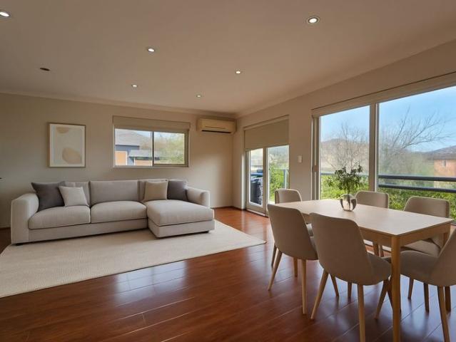 STYLISH 2 BEDROOM UNIT IN PRIME BANKSTOWN LOCATION