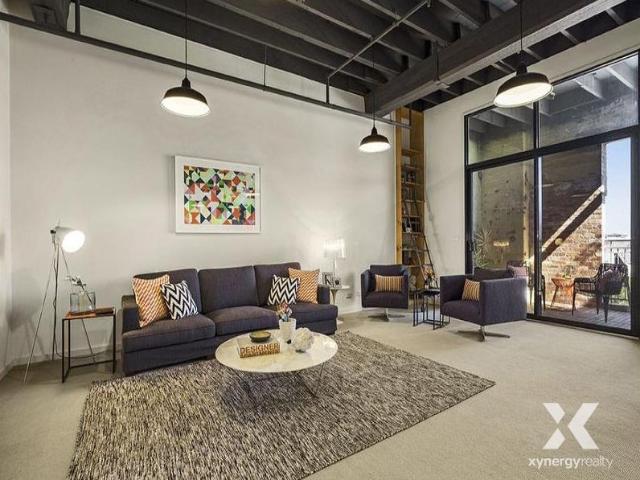 Stylish 2 Bedroom Warehouse Apartment in the Heart of Fitzroy!