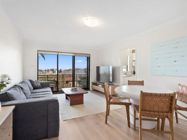 Stylish 2 Bedroom Apartment