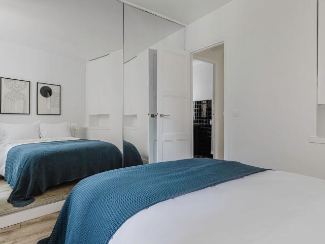 Stylish 2 Bedroom Apartment in Chaillot, Paris, Paris Amsterdam Apartments for Rent