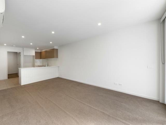 Stylish 2 Bedroom Apartment In A Prime Urban Location