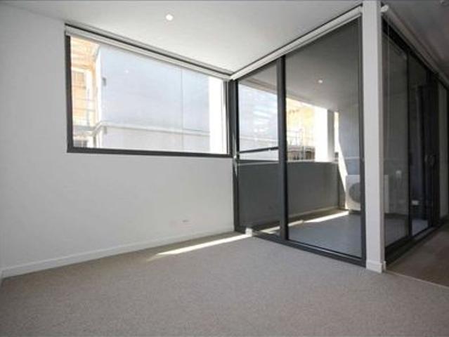 Stylish 2 Bedroom Apartment in Ascot Vale