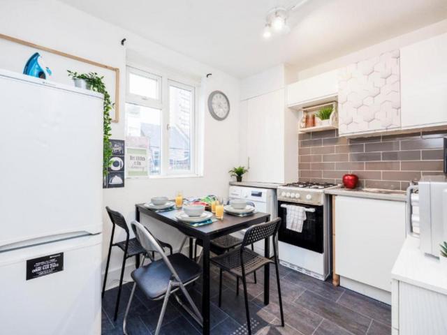Stylish 2 bedroom apartment in Notting Hill Has an Apartment