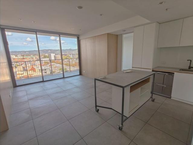 Stylish 2 Bedroom Apartment in Penny Place