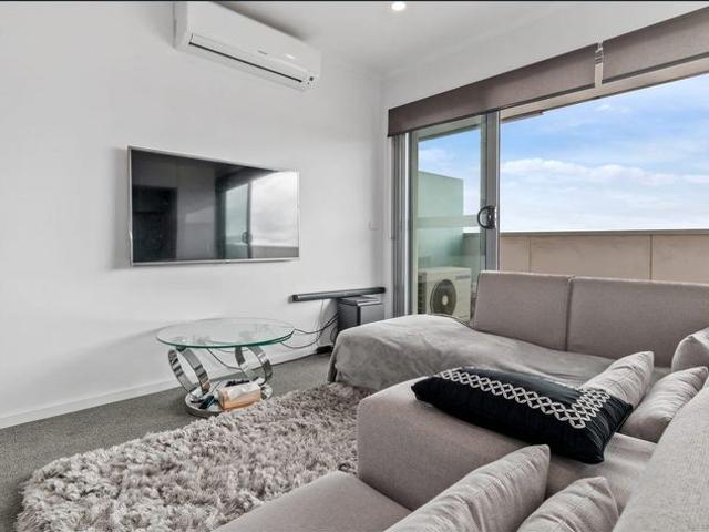 Stylish 2 bedroom apartment in prime Preston location