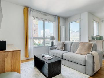 Stylish 2 Bedroom Apartment in Quartier de la Gare, Paris Amsterdam Apartments for Rent