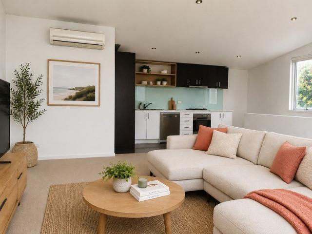 Stylish 2 Bedroom Apartment in the Heart of Ascot Vale