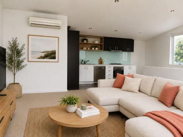 Stylish 2 Bedroom Apartment in the Heart of Ascot Vale