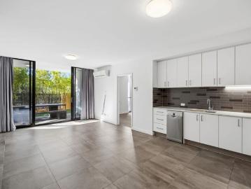 Stylish 2 Bedroom Apartment Living in the Heart of North Perth