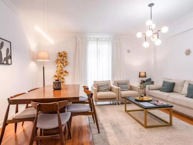 Stylish 2 bedroom apartment, with terrace, for rent in Arroios