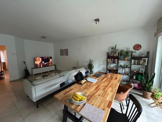 Stylish 2 bedroom apartment with terrace in Antwerp South