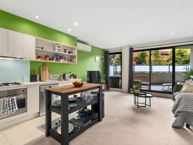Stylish 2 Bedroom Apartment with Resort Facilities