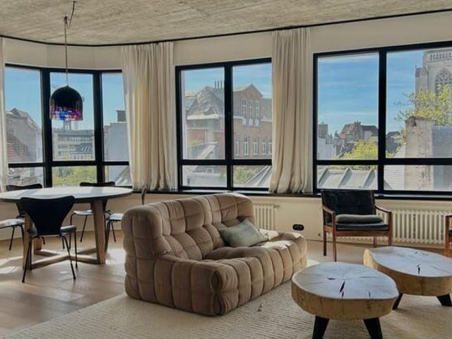 stylish 2 bedroom flat on Melkmarkt