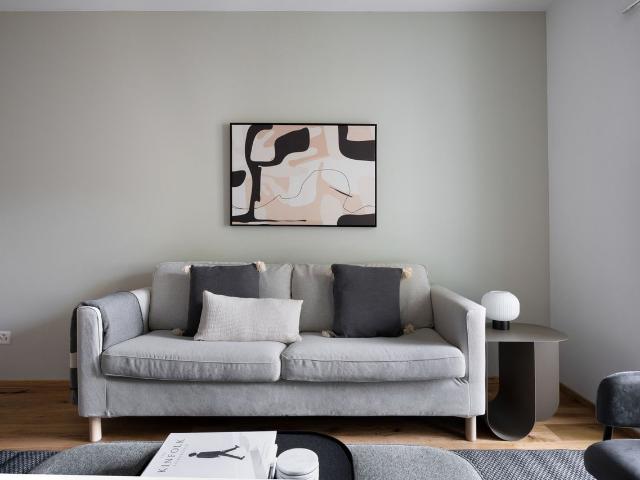Stylish 2 Bedroom Furnished Apartment in Sankt Johann, Basel Amsterdam Apartments for Rent