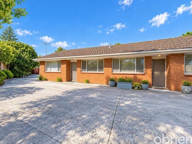 Stylish 2 Bedroom Home in a Quiet and Convenient Vermont Location
