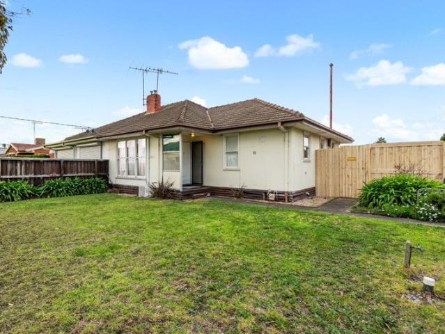 Stylish 2 bedroom home with development potential