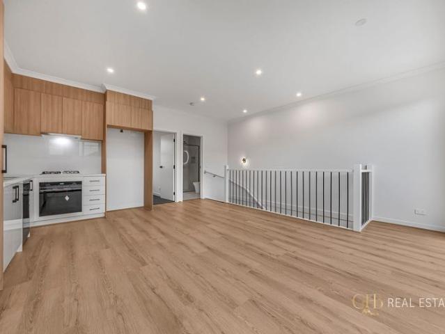 Stylish 2 Bedroom Living in a Convenient Scoresby Location