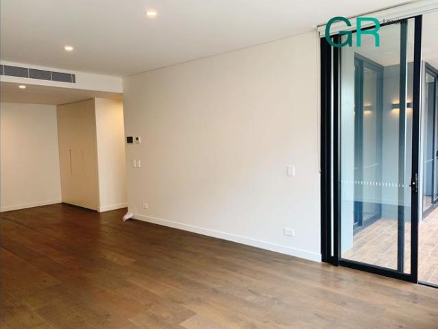 Stylish 2 Bedroom Residence in the Heart of Glebe