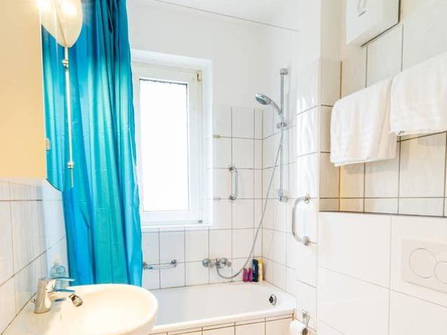 Stylish 2 room apartment close to fair & airport, Dusseldorf Amsterdam Apartments for Rent