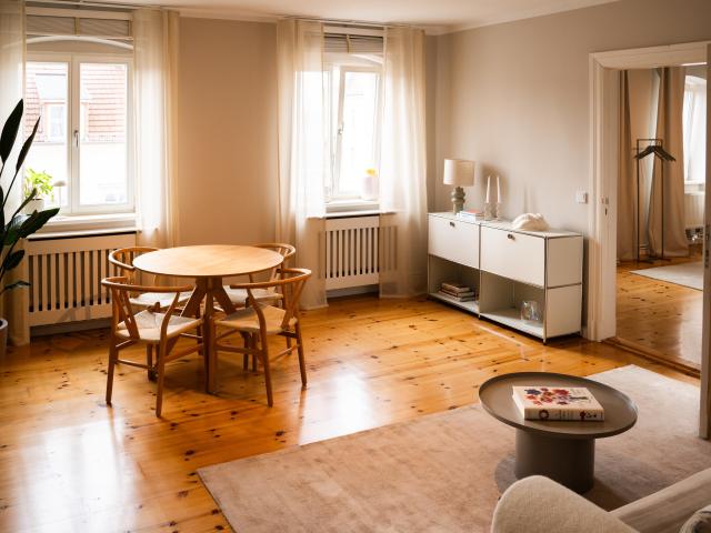 Stylish 2 Room Apartment in Berlin Mitte – Central, Quiet & Stunning Views