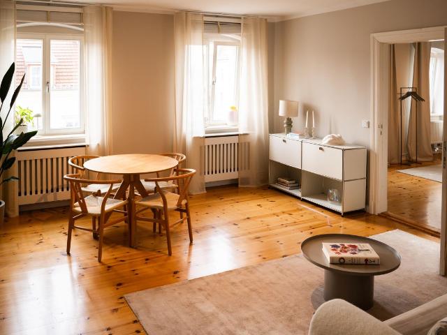 Stylish 2 Room Apartment in Berlin Mitte – Central, Quiet & Stunning Views, Berlin Amsterdam Apartments for Rent