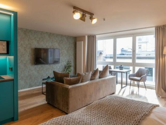 Stylish 2 Room Apartment in Freßgass Frankfurt City Center