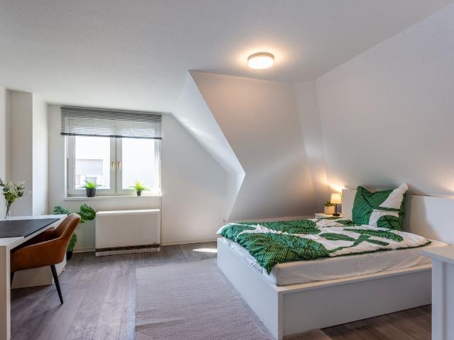 Stylish 2 Room Apartment with Home Office Option near the University, Dortmund Amsterdam Apartments for Rent
