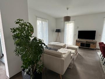 Stylish 2 room ground floor apartment furnished with upscale interior in Blankenfelde Mahlow