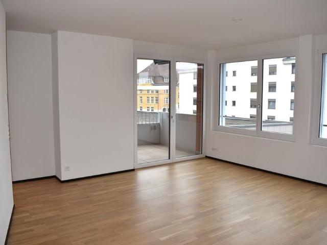 Stylish 3.5 room apartment in the center of Dietikon Urban living