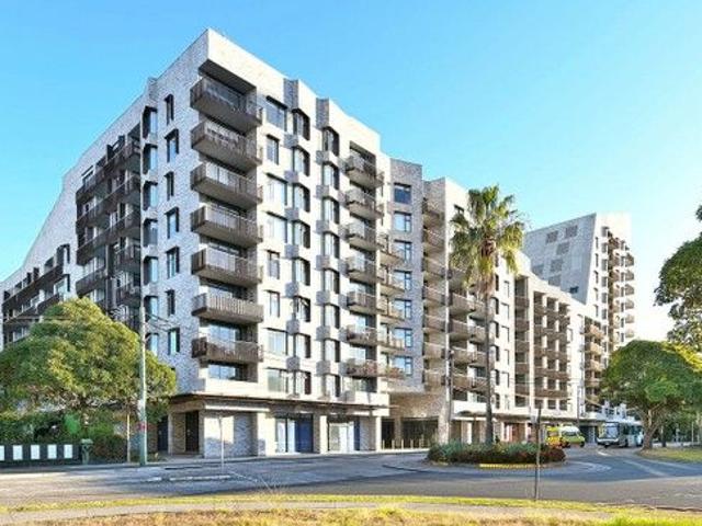 Stylish 3 Bed + Study Apartment for Sale Rosebery