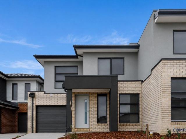 Stylish 3 Bedroom Townhouse