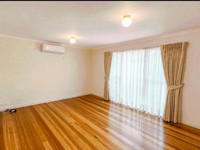 Stylish 3 Bedroom Townhouse in Convenient Doncaster East Location